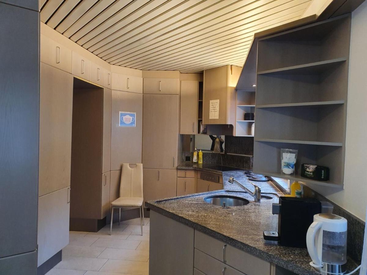 Viktoria Budget Hostel Zurich Exterior photo
